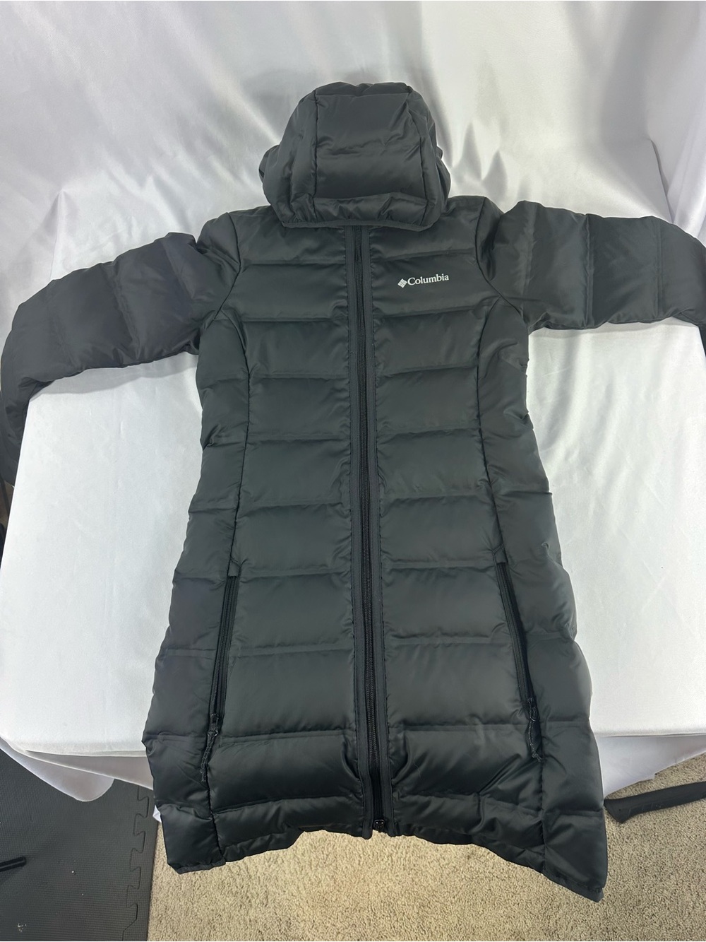 Columbia Women’s Long Hooded Down Puffer Jacket Black Size XS